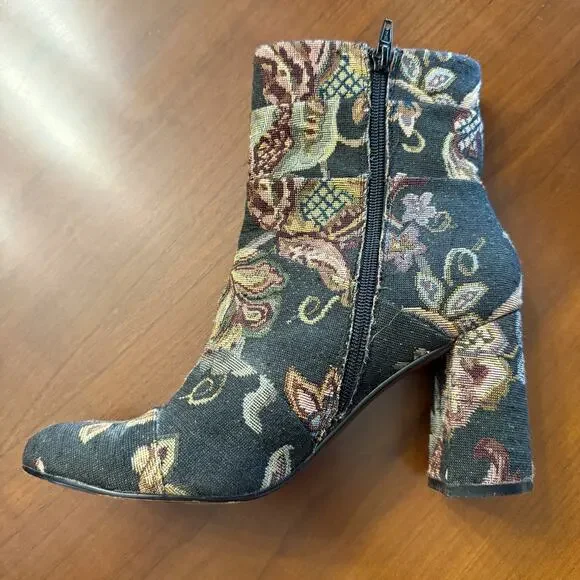 Poetic Licence Tapestry Jacquard Ankle Boots Floral Block Heel Size 8.5 - Picture 3 of 6